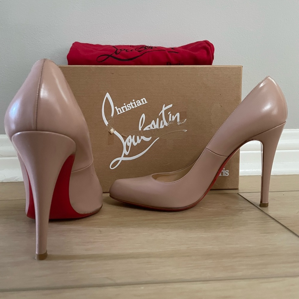Christian Louboutin Decollette Jazz Heels, Nude